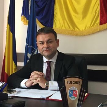 thumb_350_66801_mayor.jpeg