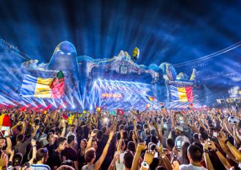 thumb_350_3k0kx_Untold2017_C2.jpg