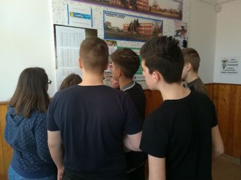 thumb_350_eczud_elevi.jpg